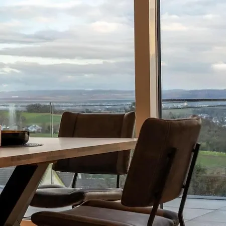 Luxurioese Penthousewohnung Mit Fernblick Und Vielen Wanderwegen Melsbach Exterior foto